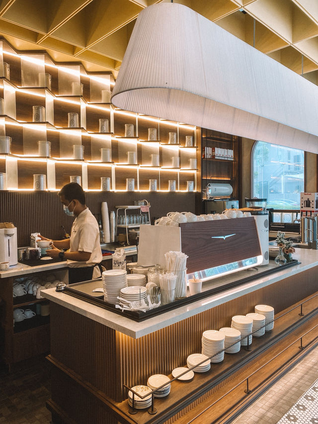 Croissant Dreams Come True at Doña Bakehouse 🥐