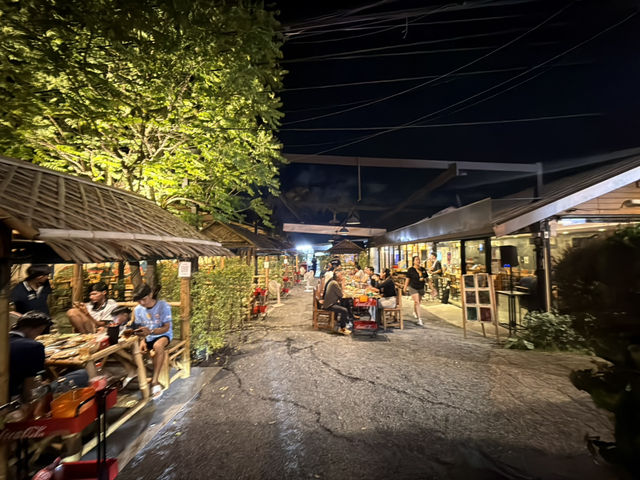 สายซีฟู้ดต้องห้ามพลาด! ร้านนี้เด็ดสมชื่อ