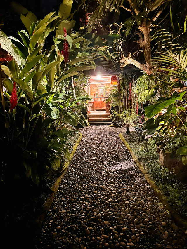 Candlelit Charm at Miro’s Garden, Ubud 🌿🍴 Candlelit Charm at Miro’s Garden, Ubud 🌿🍴