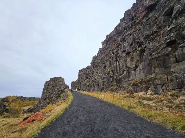 冰島黃金圈絕美打卡!辛格韋德利國家公園秋日探索🌄 冰島黃金圈絕美打卡!辛格韋德利國家公園秋日探索🌄