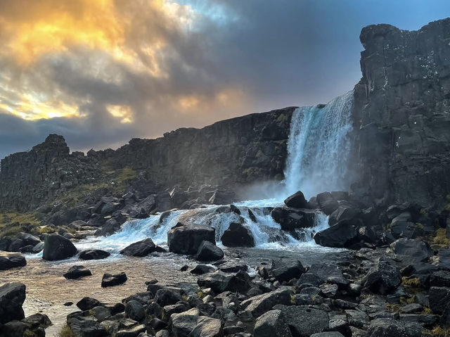 冰島黃金圈絕美打卡!辛格韋德利國家公園秋日探索🌄 冰島黃金圈絕美打卡!辛格韋德利國家公園秋日探索🌄