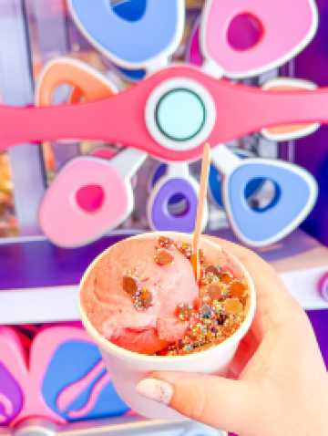 Onboard the Disney Cruise 🎡: Activities, Dining & Must-Know Tips! 🍽️