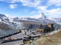 Skiing Beneath the Matterhorn: The Ultimate Zermatt Guide 🇨🇭⛷️