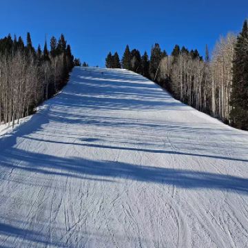 รีสอร์ทสกีเดียร์แวลลีย์ – ความหรูหราบนเนินสกีที่สมบูรณ์แบบ