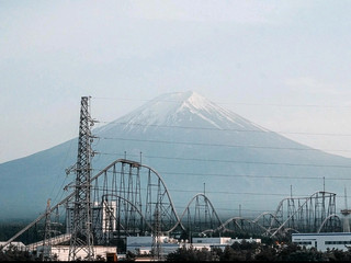 用手機影富士山打卡點。