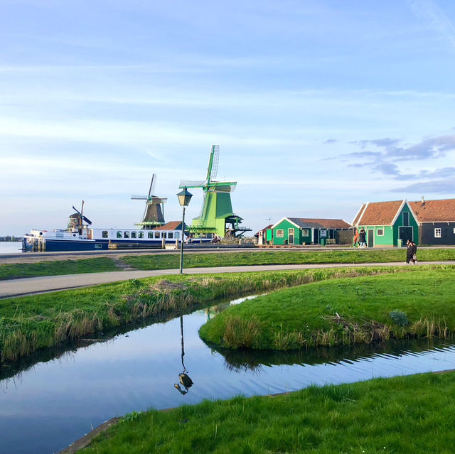 荷蘭🇳🇱令人無法抗拒的打卡景點Zaanse Schans風車村