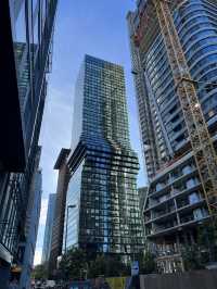 在法蘭克福的摩天大樓中，探索城市的建築魅力