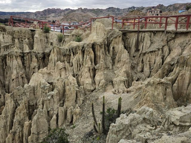 해외여행 볼리비아 라파즈의 신기한 달의 계곡 Valle de la Luna
