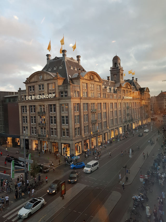 Coffee shops and canal hops—Amsterdam, you’re my kind of city ☕🚤