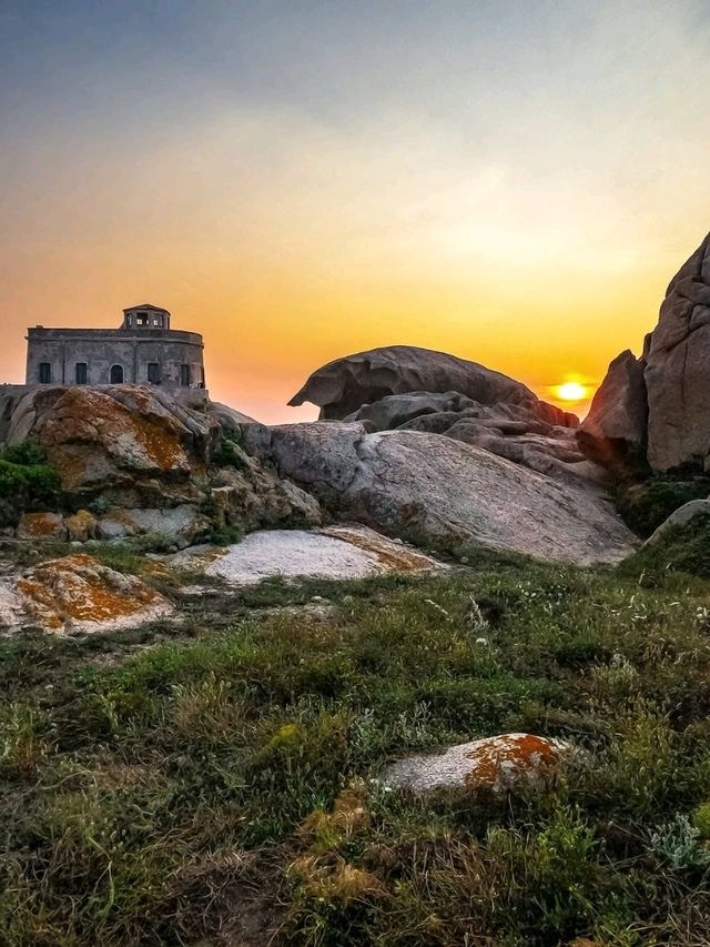🌊 Capo Testa: Sardinia’s Wind-Carved Peninsula of Wild Beauty 🇮🇹✨