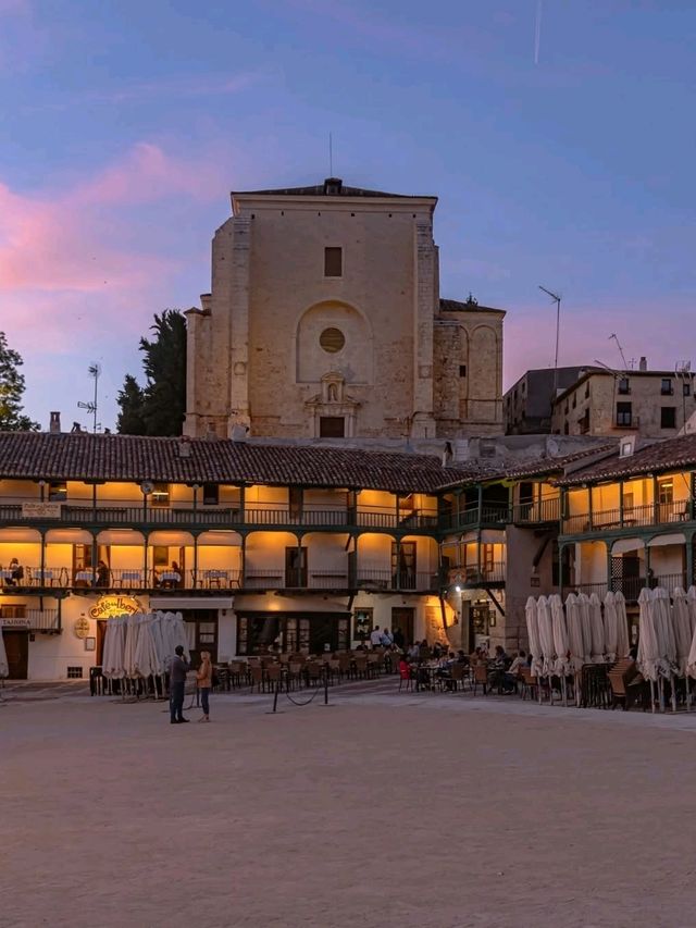 🏛️🍷 “Timeless Charm in a Circle: A Slow Day in Chinchón” 🇪🇸✨