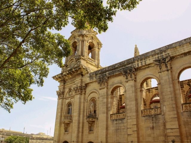 ✨Valletta: Golden Alleys & Timeless Old Town Charm 🏰🌅