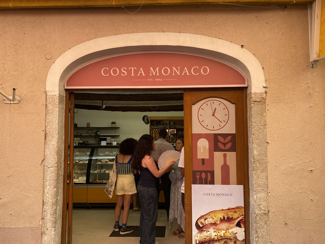 Day Trip to Monte Carlo – Glamour on the French Riviera