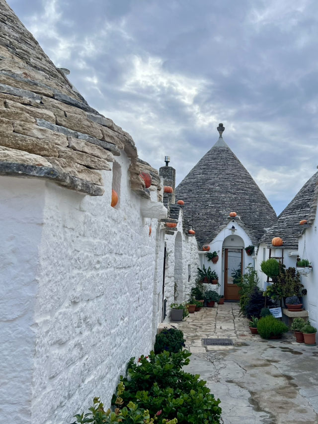終於嚟到南意大利Bari-Alberobello（蘑菇村）