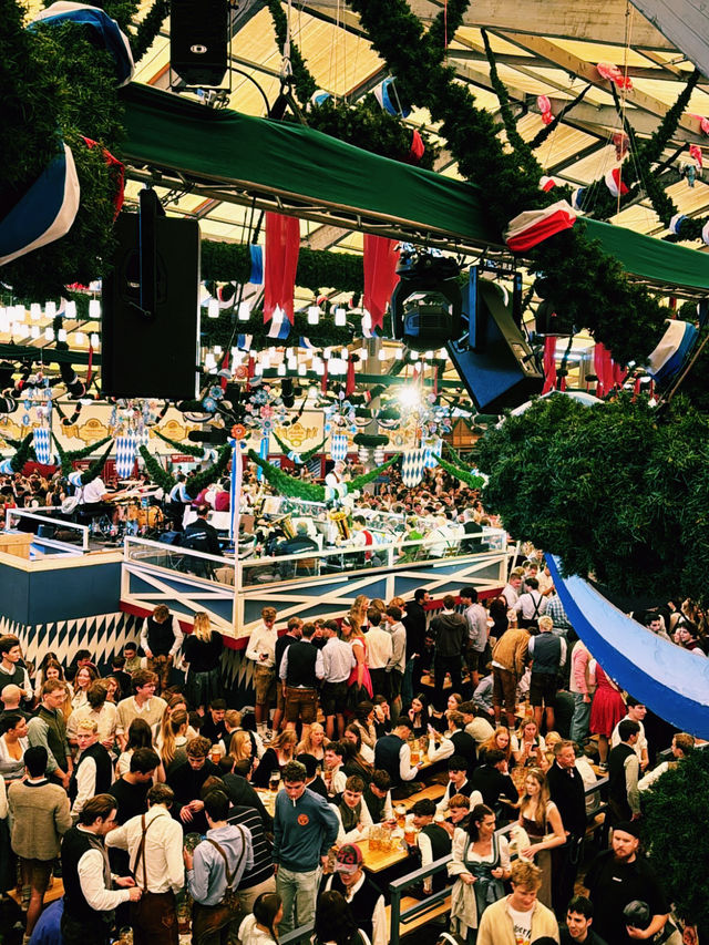 Oktoberfest on a Budget: Prost Without the Price Tag!