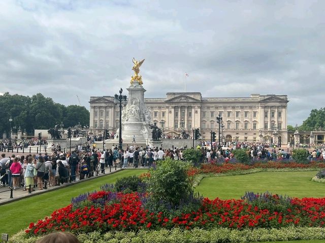 London: Eternally Worth It, Rain or Shine