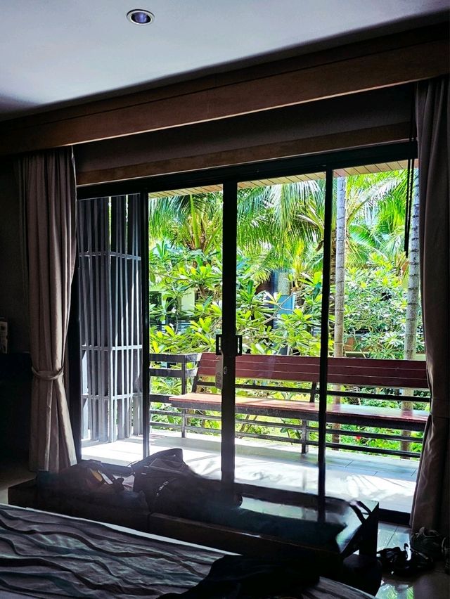 Уютный зеленый отель на острове Пхи-Пхи Уютный зеленый отель на острове Пхи-Пхи