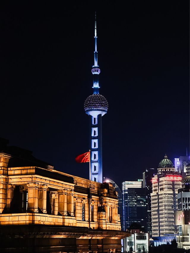 Nighttime at The Bund, Shanghai🌃⭐️