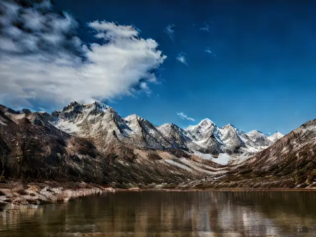 Daocheng Yading, a paradise on earth, has everything you want