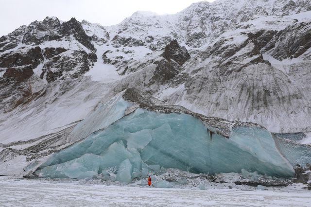 2024藏北環線行：看藍冰探冰洞