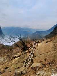 探秘四川汉源縣古路村：絕壁之路的爬山攻略和賞美景