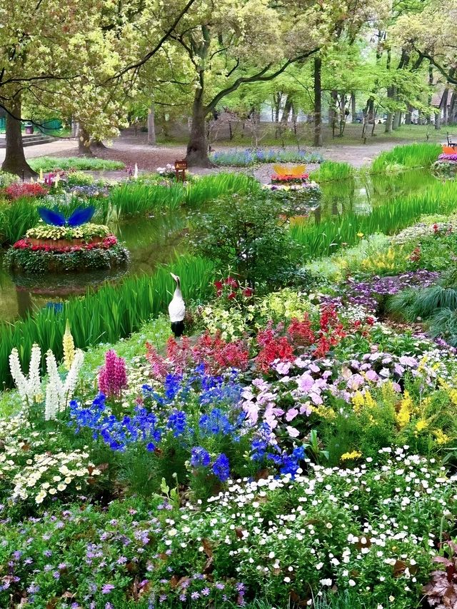 春日花海盛宴走進油畫裡的「莫奈花園」