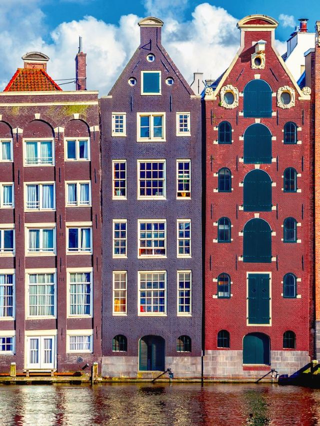 🌟 Amsterdam's Luxe Sleeps: Amstel's Royal Retreat 🌟