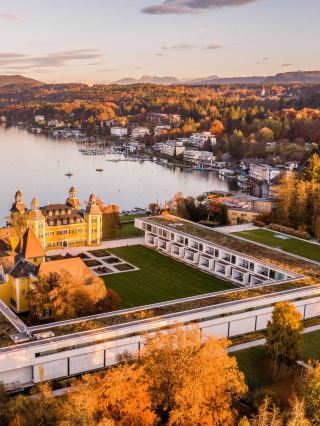 🏰✨ Velden's Luxe Escape: Castle Hotel Dreams! ✨🏰