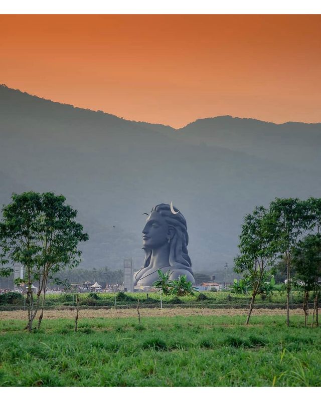 ||巨物恐懼症慎入印度濕婆神像Adiyogi