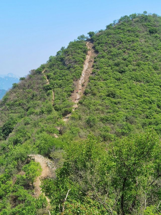 北京聖泉山風景區感受天然氧吧。