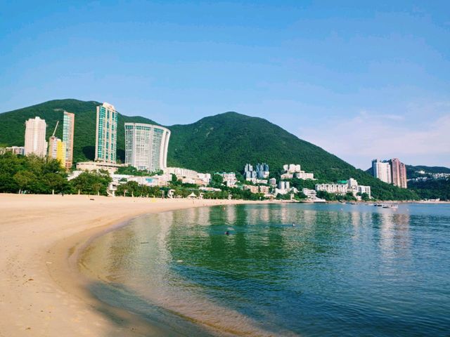 Repulse Bay: Magnificent Tranquility in Bustling World Repulse Bay: Magnificent Tranquility in Bustling World