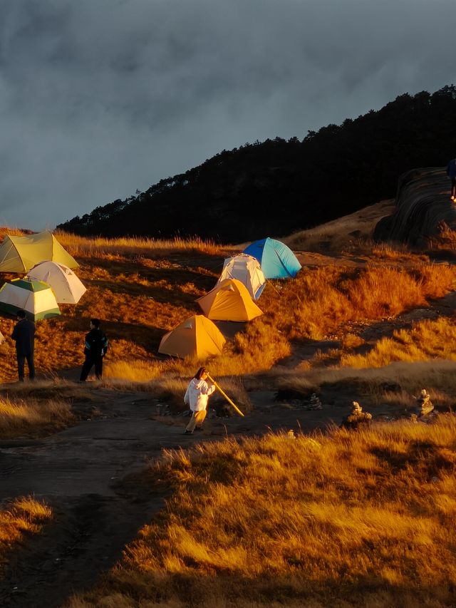 江西贛州齊雲山，雲海日出！星空銀河！。
