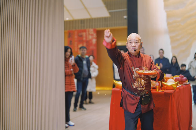 醒獅賀歲 體驗非遺文化的浪漫