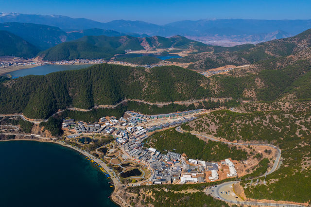 自駕瀘沽湖里格半島｜絕美機位等你來拍