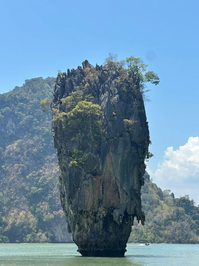 前往布吉007龐德島