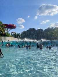 藍天之下的熱帶浪花夢：普吉島安達曼達水上樂園