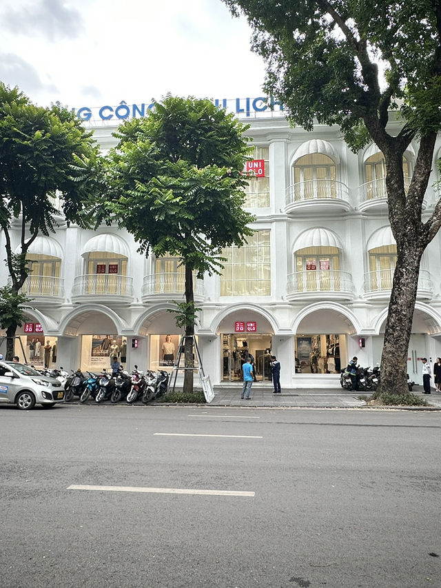 Beautiful Hanoi, A budget Friendly City Full Of Incredible Sights, Tastes and Scents. 
