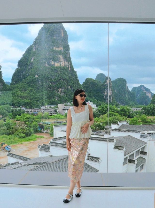 桂林！陽朔躺著欣賞山景真係好chill啊……