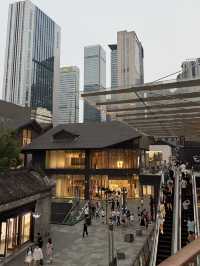 Outdoor Luxury Shopping in Chengdu🇨🇳