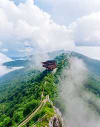 闖入秦嶺東麓的「雲端仙山」，國慶錯峰獨享紅葉星河盛宴 