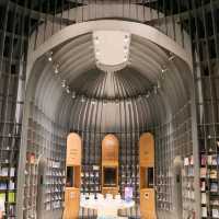 Old Church Turned Into a Bookstore in Shanghai 📚⛪