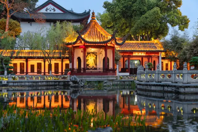 Night Tour Experience Upgrade at Yellow Crane Tower