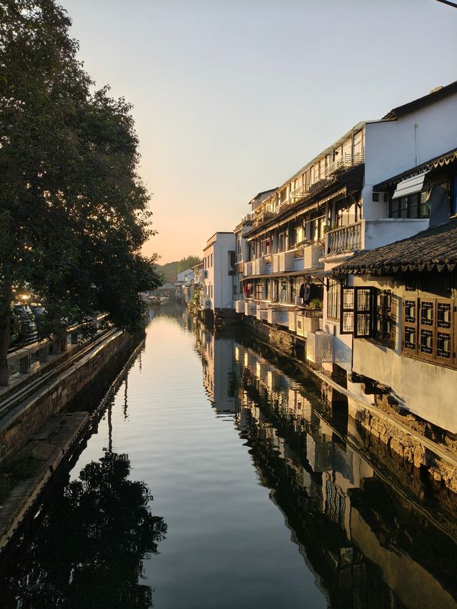 這家唐寅故居旁的園林酒店太絕了! 這家唐寅故居旁的園林酒店太絕了!