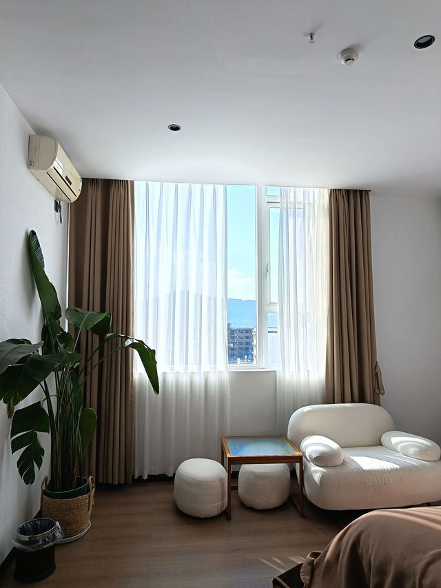 一將傑爾遜迅酒店｜雪景大床枕雪眠，山景雙床攬清翠