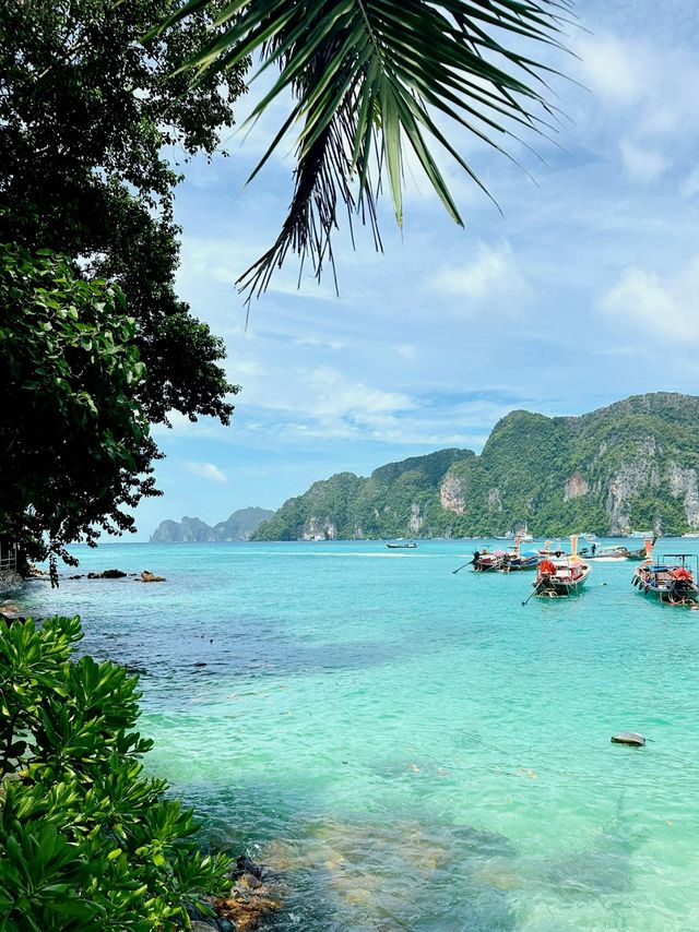 海水藍得直戳心巴,清透質感遠勝一日遊匆匆打卡,沉浸式看海才夠 海水藍得直戳心巴,清透質感遠勝一日遊匆匆打卡,沉浸式看海才夠