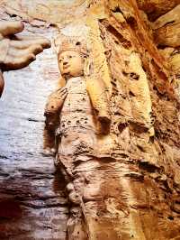 雲岡石窟北魏佛像 被認為是中國雕塑的藝術巔峰之作