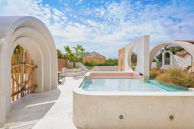 迪士尼旁絕美洞窟民宿!星空天窗+免費接送,拍照根本停不下來 迪士尼旁絕美洞窟民宿!星空天窗+免費接送,拍照根本停不下來