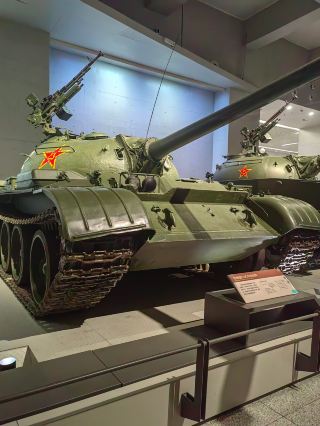 เยี่ยมชมพิพิธภัณฑ์ปฏิวัติทหารอีกครั้ง