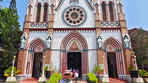 Walk the World Series India: Churches and Indian Temples in Puducherry — traveler post in Puducherry