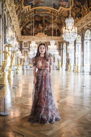 Versailles Palace in Paris Dior Style Photoshoot? A Niche Photography Guide